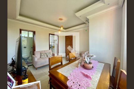Apartamento à venda com 2 quartos, 75m² em Santa Tereza, Belo Horizonte