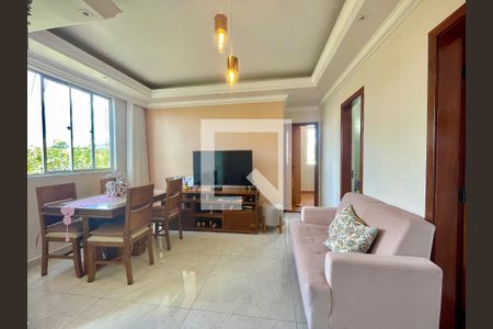 Apartamento à venda com 2 quartos, 75m² em Santa Tereza, Belo Horizonte