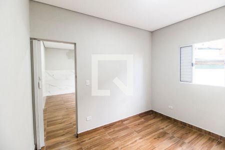 Quarto de casa para alugar com 1 quarto, 50m² em Jardim Ana Estela, Carapicuíba