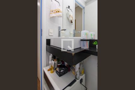 Banheiro de apartamento para alugar com 1 quarto, 36m² em Jardim Helga, São Paulo