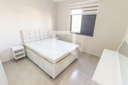 Quarto 1 de apartamento para alugar com 2 quartos, 40m² em Vila Canero, São Paulo