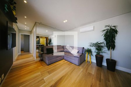 Sala de apartamento à venda com 3 quartos, 72m² em Vila Penteado, São Paulo