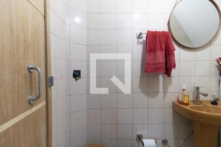 Lavabo de casa para alugar com 2 quartos, 90m² em Vila das Merces, São Paulo