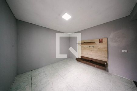 Quarto de casa para alugar com 3 quartos, 130m² em Cangaiba, São Paulo