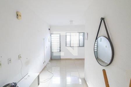 Sala de casa para alugar com 2 quartos, 120m² em Piratininga, Belo Horizonte