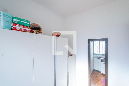 Quarto 1 de casa para alugar com 2 quartos, 120m² em Piratininga, Belo Horizonte