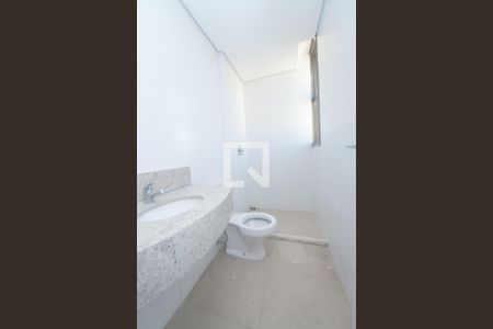 Banheiro suite lado B  de apartamento à venda com 2 quartos, 161m² em Santa Lúcia, Belo Horizonte