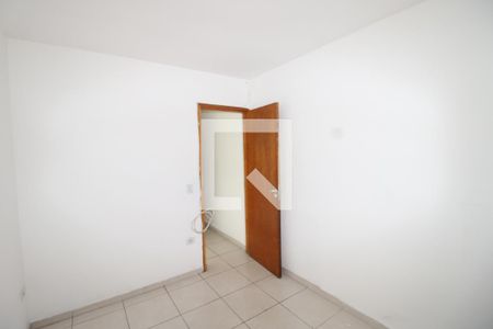 Quarto 1 de casa para alugar com 2 quartos, 60m² em Jardim Nossa Senhora do Carmo, São Paulo