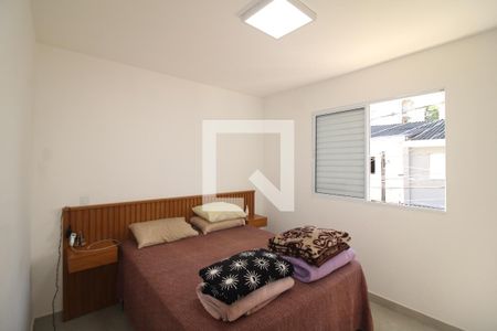 Quarto 1 de casa para alugar com 2 quartos, 115m² em Vila Bianca, São Paulo