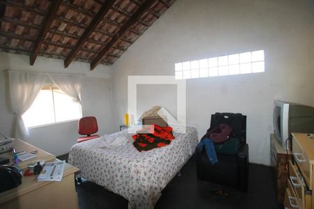 Quarto mezanino de casa à venda com 5 quartos, 300m² em Barreirinha, Curitiba