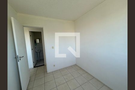 Quarto 1 de apartamento para alugar com 2 quartos, 44m² em Honório Gurgel, Rio de Janeiro