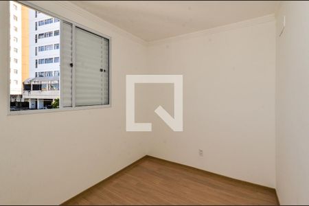 Quarto 2 de apartamento para alugar com 2 quartos, 45m² em Carlos Prates, Belo Horizonte