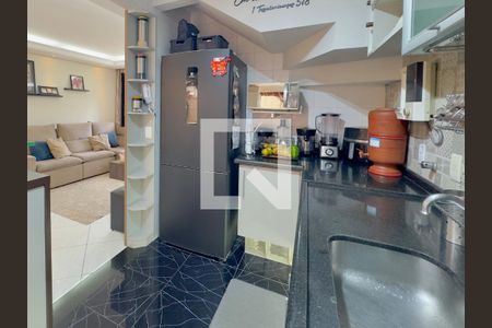 Cozinha de casa de condomínio à venda com 3 quartos, 86m² em Parque Renato Maia, Guarulhos