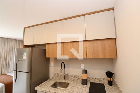 Studio de kitnet/studio para alugar com 1 quarto, 20m² em Caminho das Árvores, Salvador