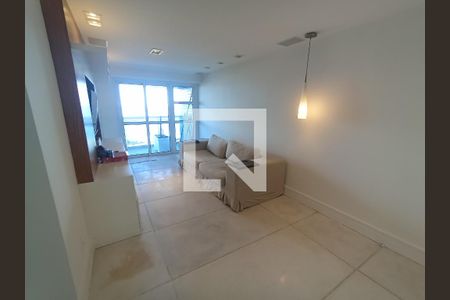 Sala de apartamento para alugar com 2 quartos, 78m² em Barra da Tijuca, Rio de Janeiro