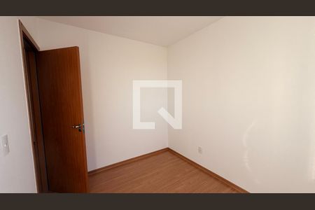 Quarto 2 de apartamento para alugar com 2 quartos, 45m² em Setor Faicalville, Goiânia