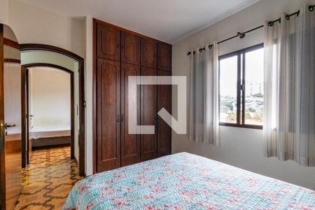 Quarto de casa à venda com 3 quartos, 176m² em Jardim Cláudia, São Paulo