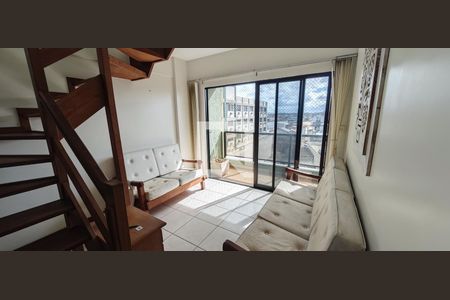 Apartamento para alugar com 3 quartos, 125m² em Vila Nova, Cabo Frio