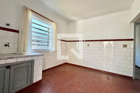 Cozinha de casa à venda com 2 quartos, 300m² em Cidade Domitila, São Paulo