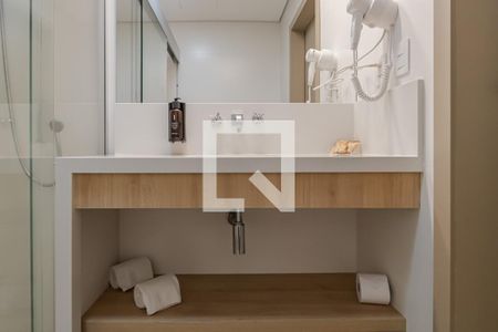 Banheiro de kitnet/studio à venda com 1 quarto, 42m² em Itaim Bibi, São Paulo