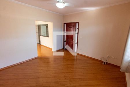 SALA de casa para alugar com 3 quartos, 150m² em Vila Santa Isabel, Campinas