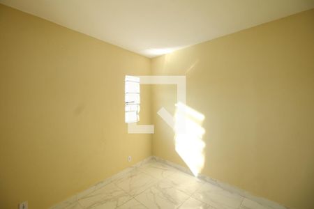 Quarto 2 de casa para alugar com 2 quartos, 80m² em Vista Alegre, Rio de Janeiro