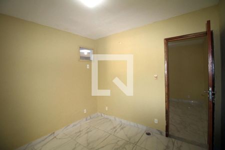 Quarto 1 de casa para alugar com 2 quartos, 80m² em Vista Alegre, Rio de Janeiro