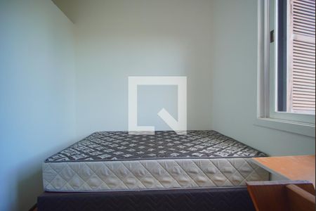 Quarto 2 de apartamento para alugar com 2 quartos, 57m² em Petrópolis, Porto Alegre