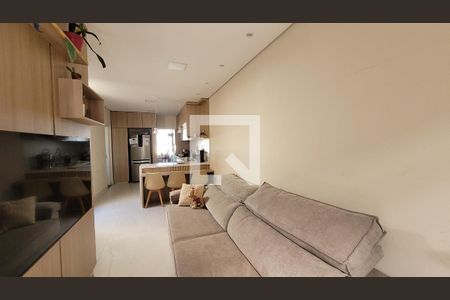 Sala de casa para alugar com 2 quartos, 140m² em Jardim Americano, Itaquaquecetuba