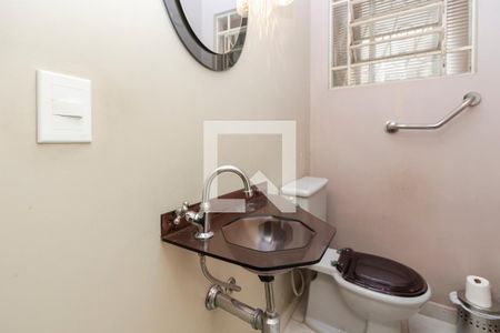 Casa à venda com 4 quartos, 140m² em Vila Congonhas, São Paulo