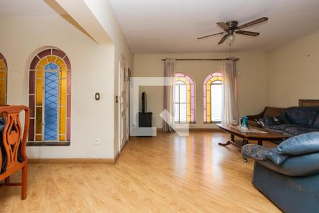 Casa à venda com 4 quartos, 140m² em Vila Congonhas, São Paulo
