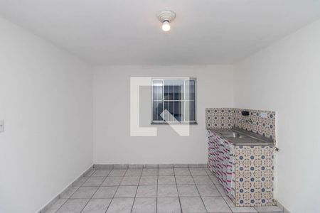 Sala/Cozinha de casa para alugar com 1 quarto, 40m² em Horto Florestal, São Paulo