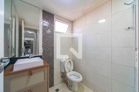 Banheiro  de apartamento para alugar com 2 quartos, 52m² em Parque Erasmo Assunção, Santo André