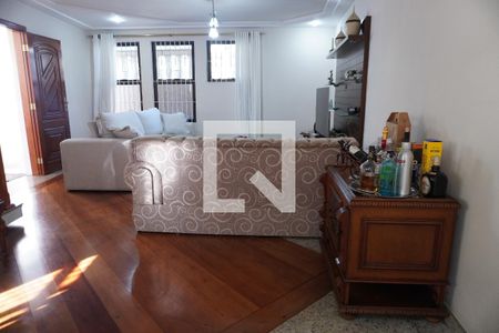 Casa à venda com 3 quartos, 156m² em Jardim Nossa Senhora do Carmo, São Paulo