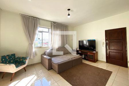 Apartamento à venda com 3 quartos, 68m² em Santa Tereza, Belo Horizonte