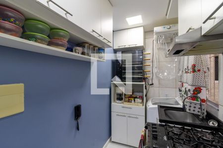 Cozinha de apartamento à venda com 2 quartos, 48m² em Cavalhada, Porto Alegre