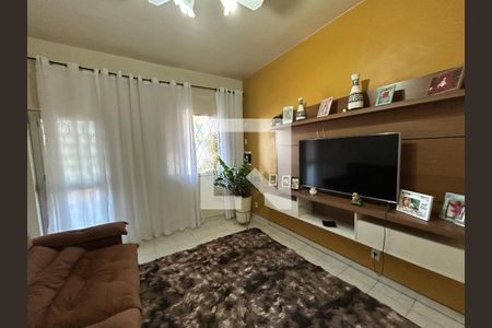 Sala de casa à venda com 2 quartos, 500m² em Pilares, Rio de Janeiro