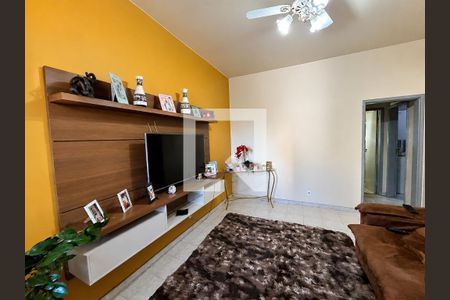 Sala de casa à venda com 2 quartos, 500m² em Pilares, Rio de Janeiro