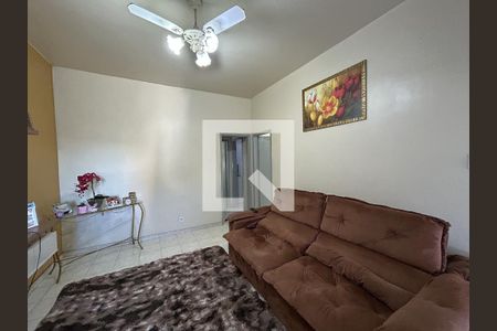 Sala de casa à venda com 2 quartos, 500m² em Pilares, Rio de Janeiro