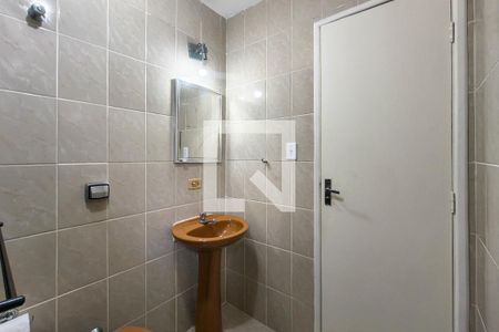 Banheiro da Suíte de apartamento para alugar com 2 quartos, 71m² em Boqueirão, Praia Grande
