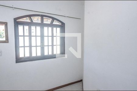 Casa para alugar com 4 quartos, 130m² em Campo Grande, Rio de Janeiro