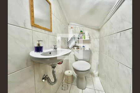 Casa à venda com 3 quartos, 166m² em Jardim Iva, São Paulo