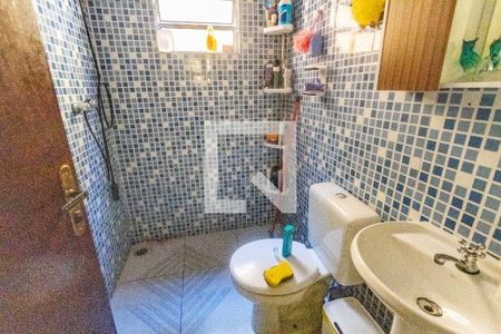 Casa 1 - banheiro  de casa à venda com 3 quartos, 480m² em Jardim Bandeirantes, Diadema