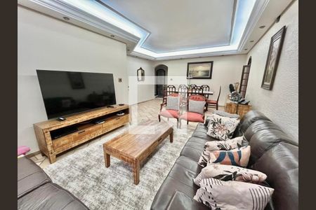Casa à venda com 7 quartos, 317m² em Vila Alpina, São Paulo