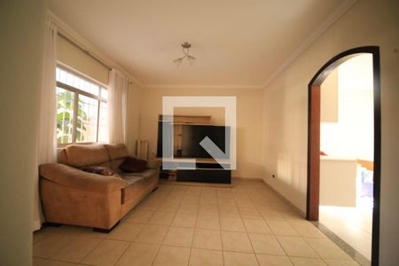 Casa à venda com 2 quartos, 131m² em Santa Terezinha, São Bernardo do Campo