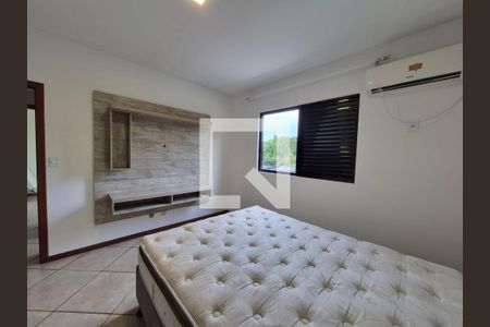 Quarto 1 de apartamento para alugar com 3 quartos, 96m² em Lagoa da Conceição, Florianópolis