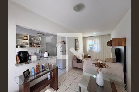 Sala de casa de condomínio para alugar com 3 quartos, 84m² em Vargem Grande, Rio de Janeiro