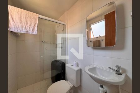 Suíte - Banheiro de casa de condomínio para alugar com 3 quartos, 84m² em Vargem Grande, Rio de Janeiro
