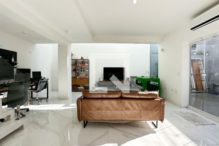 Casa para alugar com 3 quartos, 180m² em Vila Alvinopolis, São Bernardo do Campo