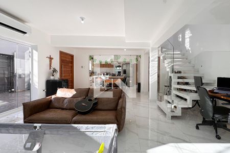Casa para alugar com 3 quartos, 180m² em Vila Alvinopolis, São Bernardo do Campo